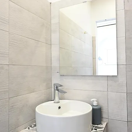 Giagia Annousio Apartment Kanala